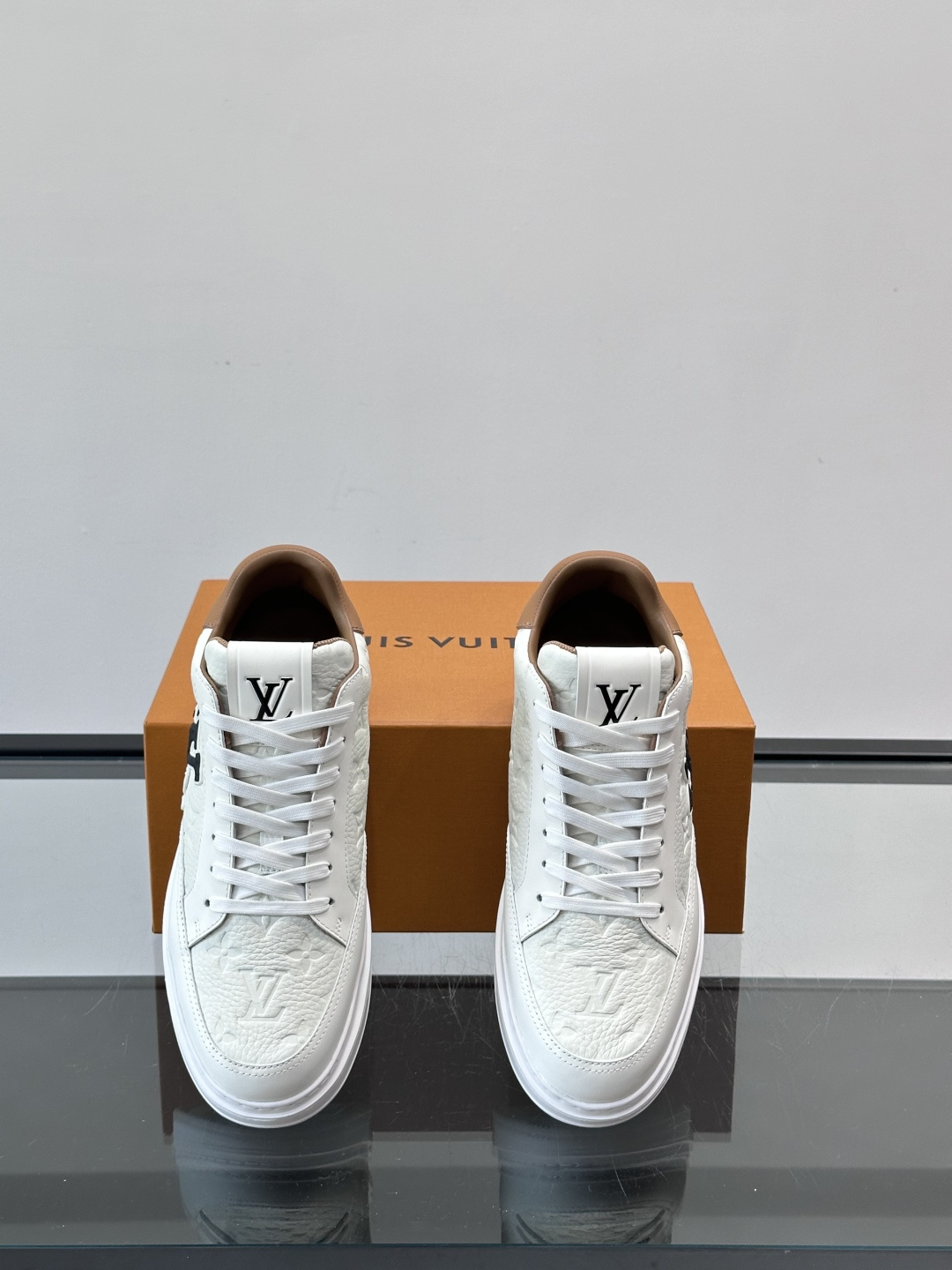 LV